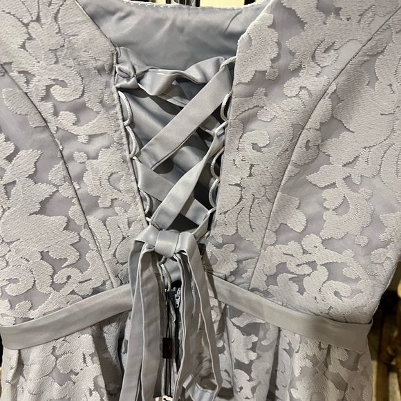 NWT Levory J formal dress with lace up back - Picture 6 of 9